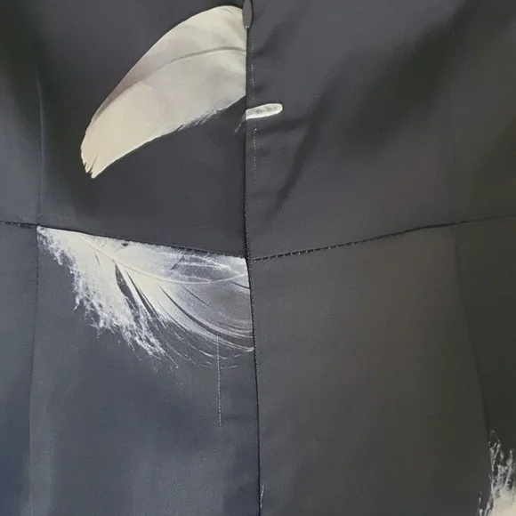 Pilgrim Size 6 Navy Blue Feather Print Dress - Picture 6 of 8